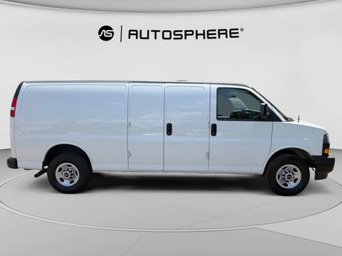 Used 2023 GMC Savana 2500 Extended w/ Driver Convenience Package RWD image 10