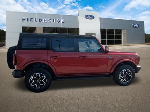 Used 2022 Ford Bronco Outer Banks AWD/4WD image 9