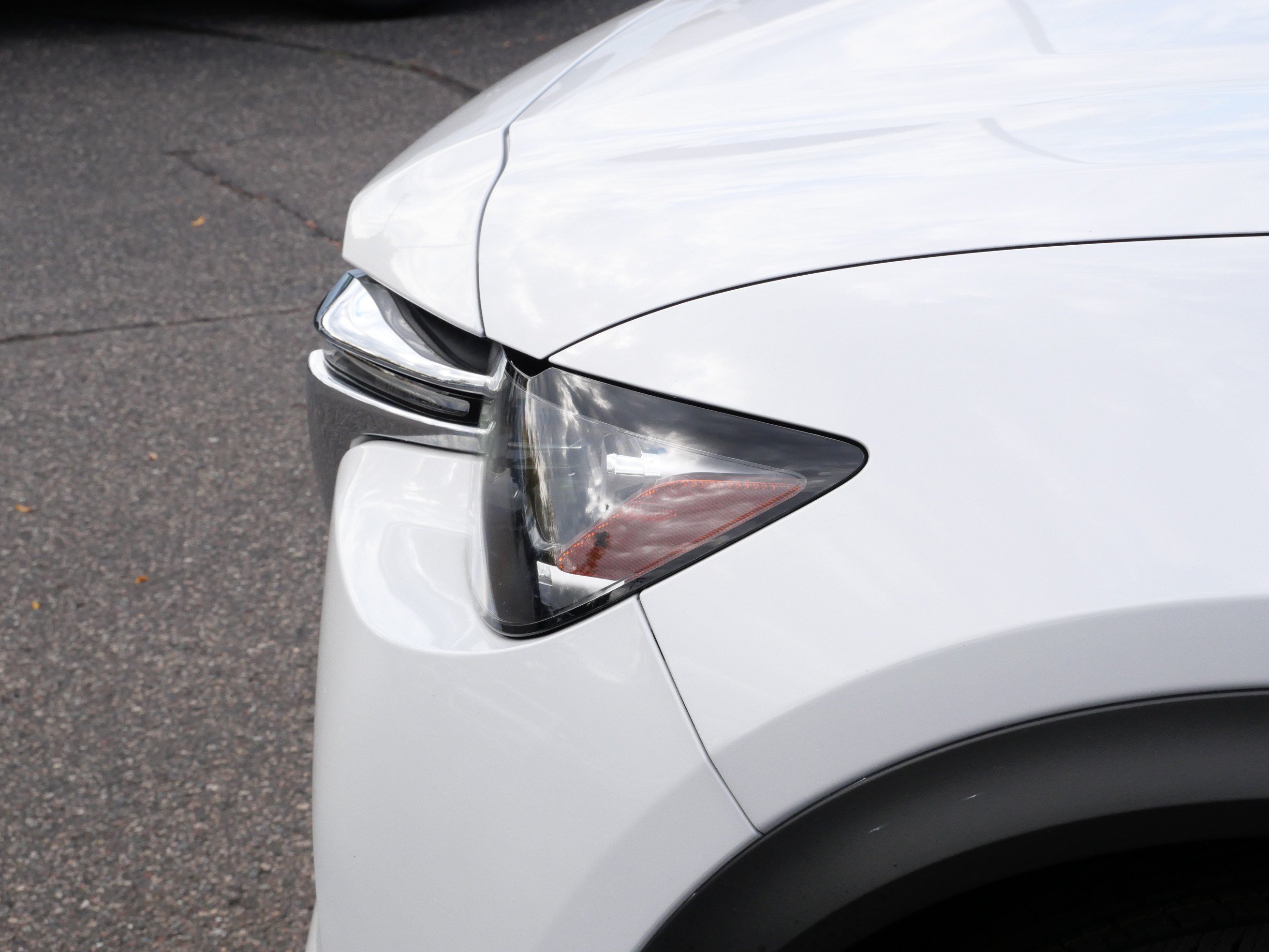 Used 2024 MAZDA CX-90 Plug-In Hybrid w/ Premium Pkg AWD/4WD image 16
