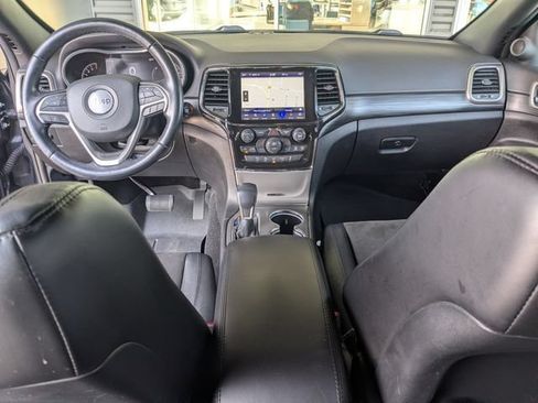 Used 2021 Jeep Grand Cherokee Laredo X AWD/4WD image 28