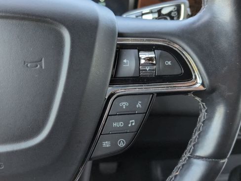 Used 2022 Lincoln Navigator L Black Label AWD/4WD image 27