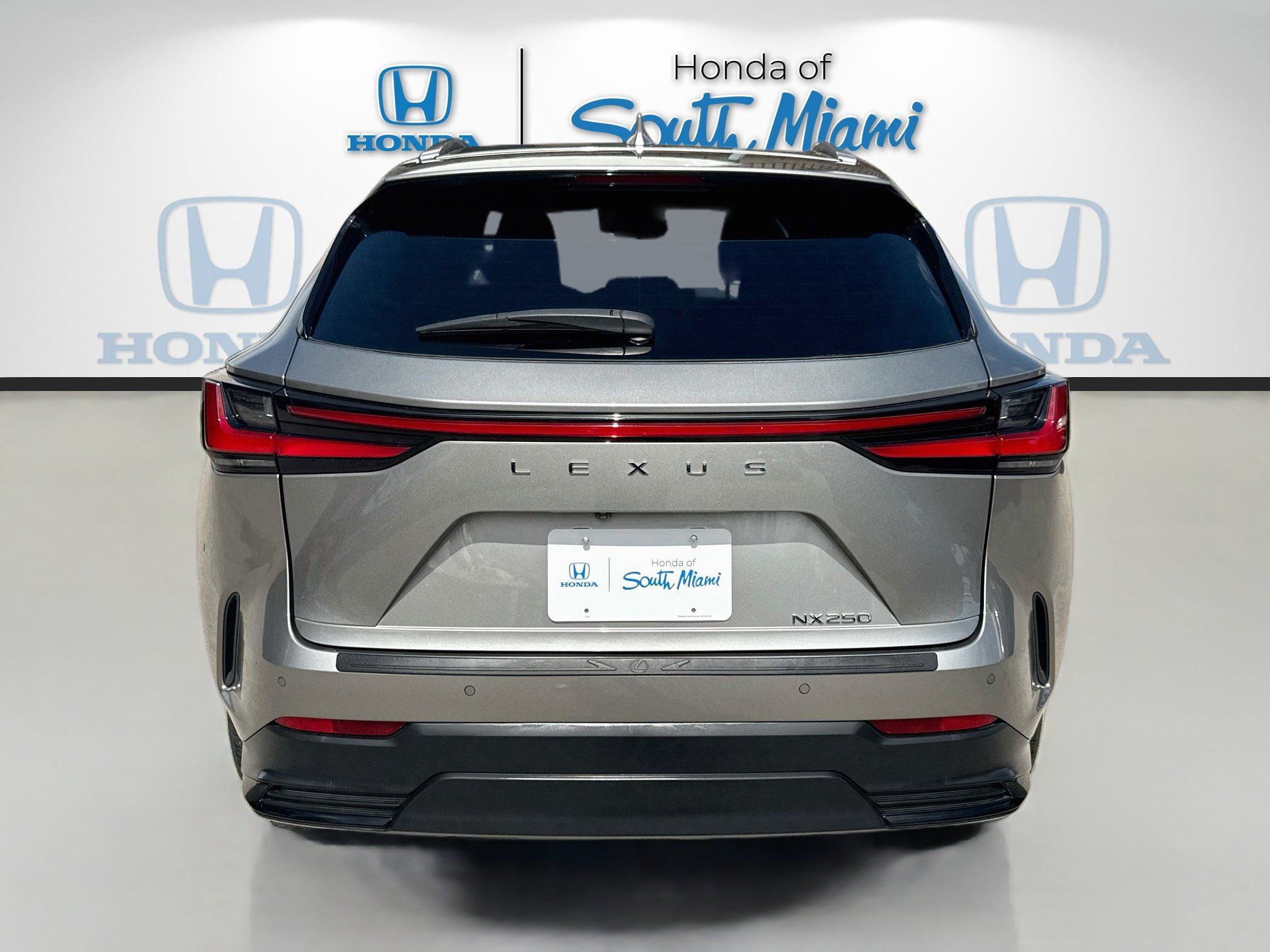Used 2024 Lexus NX 250 FWD w/ Cold Area Package image 6