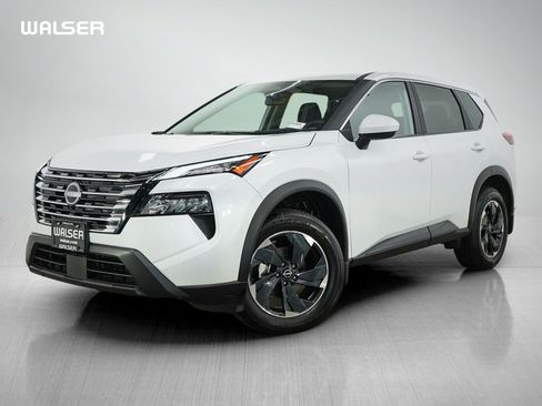 Certified 2026 Nissan Rogue SV AWD/4WD image 1
