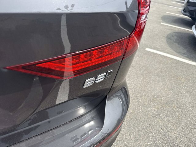 Used 2025 Volvo V60 B5 Cross Country Plus AWD/4WD image 8