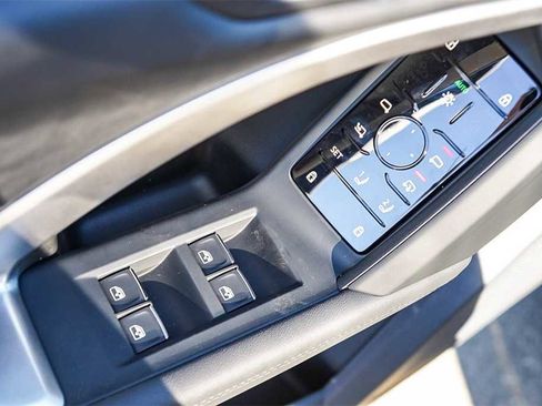 New 2025 Audi Q5 Premium image 22