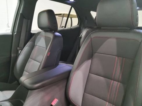 Used 2024 Chevrolet Equinox RS w/ LPO, Floor Liner Package AWD/4WD image 15