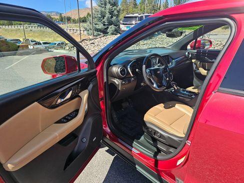 Used 2019 Chevrolet Blazer Premier w/ Driver Confidence II Package AWD/4WD image 26