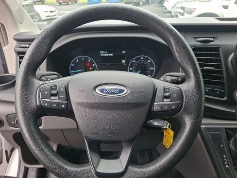 Certified 2020 Ford Transit 250 Low Roof RWD image 34