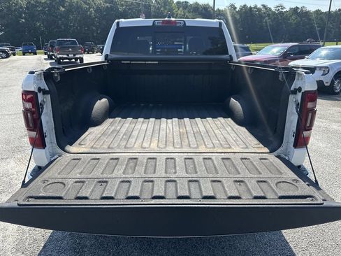 Used 2021 RAM 1500 Laramie w/ Sport Appearance Package AWD/4WD image 18