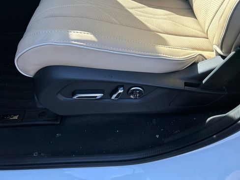 New 2026 Acura MDX SH-AWD image 14