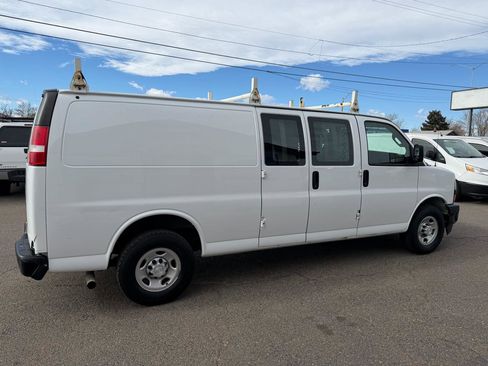 Used 2018 Chevrolet Express 2500 Extended w/ Driver Convenience Package image 10