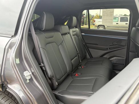 Used 2025 Jeep Wagoneer S Limited w/ Comfort Package AWD/4WD image 21