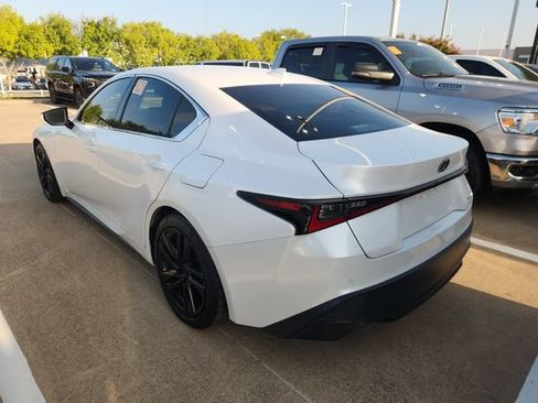 Used 2023 Lexus IS 300 w/ Comfort Package RWD image 4