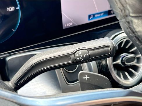 Used 2023 Mercedes-Benz EQB 300 4MATIC image 18