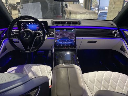 Used 2022 Mercedes-Benz S 580 S 580 image 2