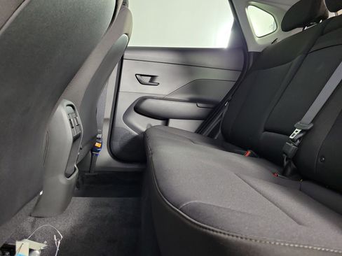 New 2025 Hyundai Kona SEL AWD/4WD image 32