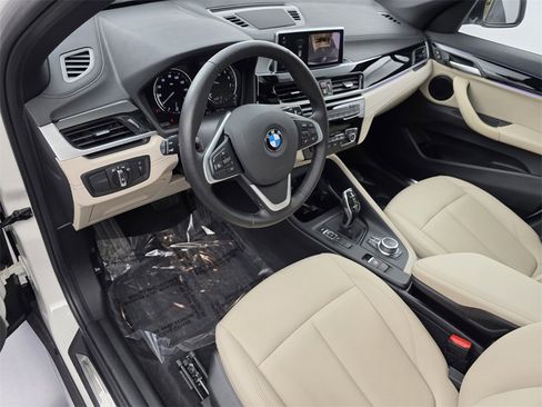Used 2021 BMW X1 sDrive28i w/ Convenience Package image 11