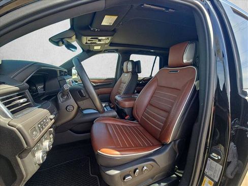 Used 2023 GMC Yukon Denali Ultimate image 15