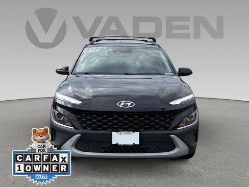 Used 2023 Hyundai Kona SEL FWD image 2