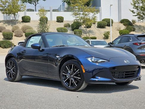 New 2025 MAZDA MX-5 Miata Grand Touring w/ Weather Package image 3