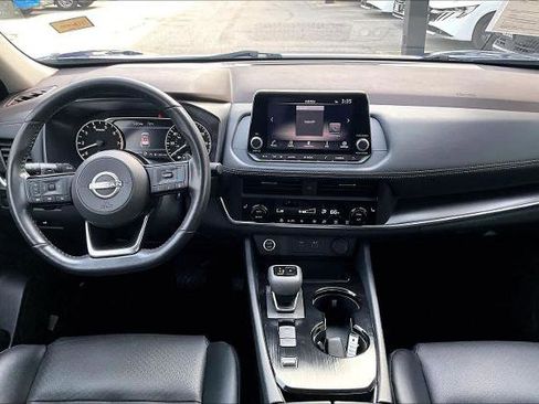 Certified 2023 Nissan Rogue SV w/ SV Premium B Package image 15