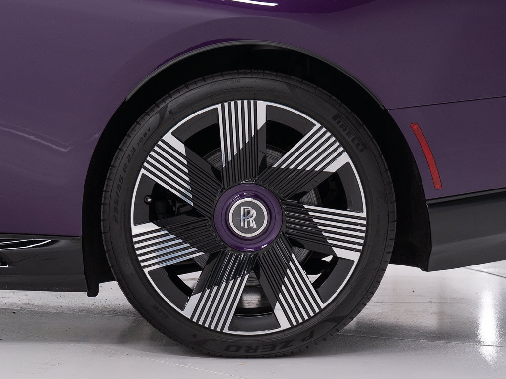 Used 2024 Rolls-Royce Spectre w/ Spectre Launch Package AWD/4WD image 38