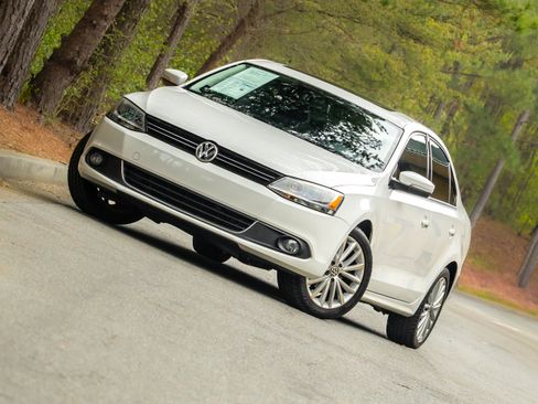 Used 2014 Volkswagen Jetta SEL image 22