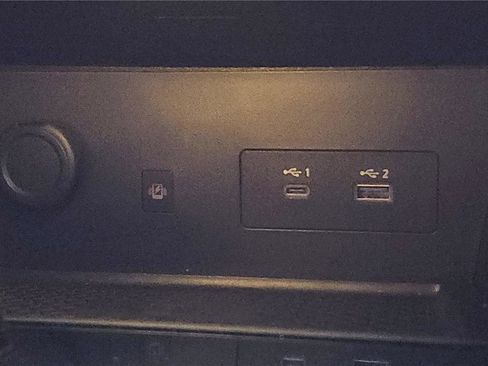 Used 2024 Nissan Pathfinder SL image 39