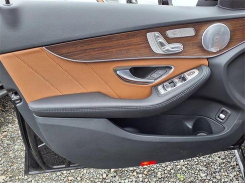 Used 2020 Mercedes-Benz C 300 4MATIC Sedan image 10