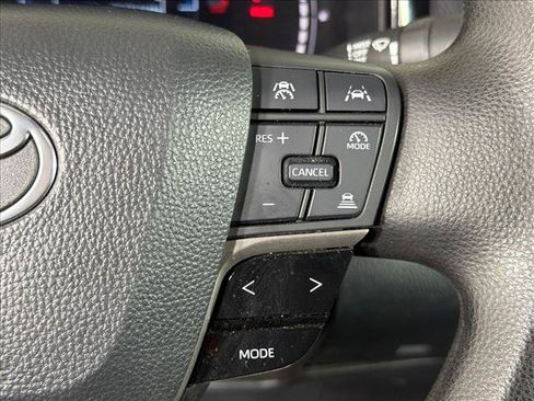 Used 2025 Toyota Camry LE FWD image 25