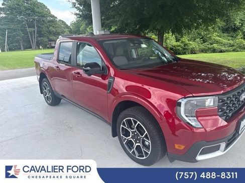 Used 2025 Ford Maverick Lariat AWD/4WD image 1