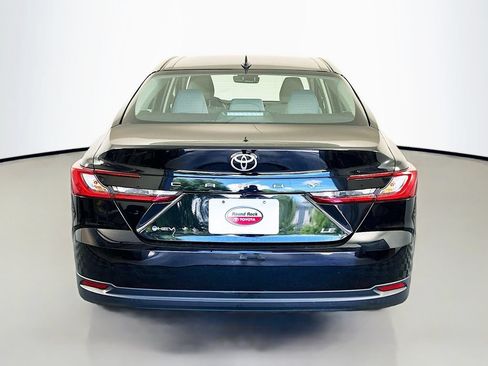 Certified 2025 Toyota Camry LE w/ Convenience Package FWD image 6