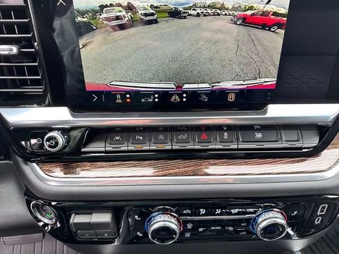 New 2026 GMC Sierra 1500 Elevation w/ Elevation Premium Package AWD/4WD image 27