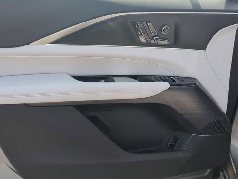 New 2025 Cadillac Lyriq Sport image 10