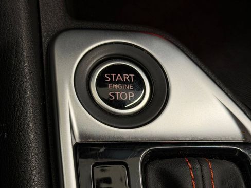 Used 2025 Nissan Sentra SR FWD image 15