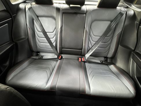 Used 2025 Volkswagen Jetta GLI Autobahn image 5