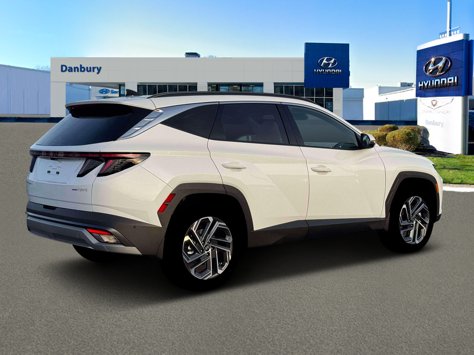 New 2026 Hyundai Tucson Limited w/ Tow & Go Package AWD/4WD image 8