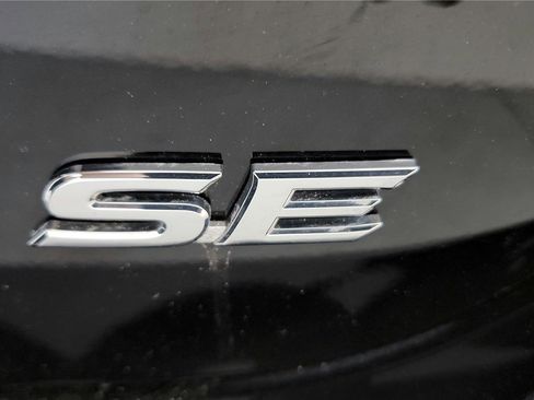 Certified 2024 Toyota Camry SE w/ Cold Weather Package FWD image 17