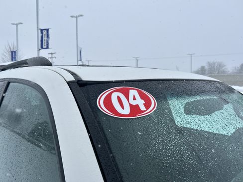 Used 2004 Toyota Sequoia Limited image 28