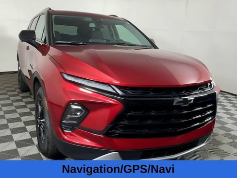 Used 2024 Chevrolet Blazer LT w/ Convenience Package FWD image 5