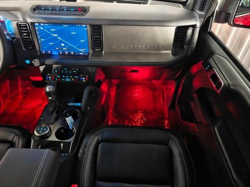 Used 2026 Ford Bronco Badlands w/ Sasquatch Package AWD/4WD image 26