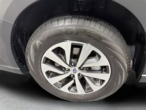 Certified 2025 Subaru Outback w/ Popular Package #1A image 33