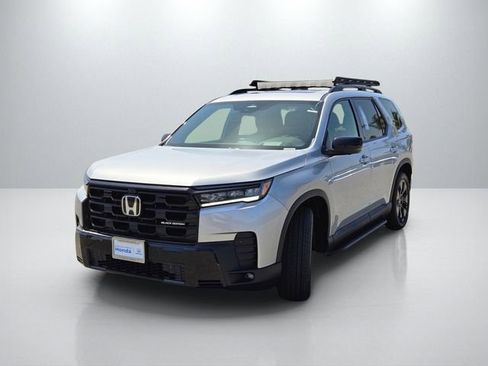 New 2026 Honda Pilot Black Edition image 8