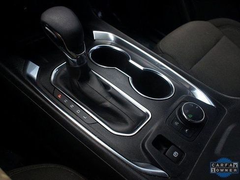 Certified 2023 Chevrolet Traverse LT w/ Rear Camera Mirror Package image 29