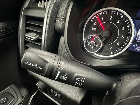 Used 2025 RAM 1500 Laramie image 22