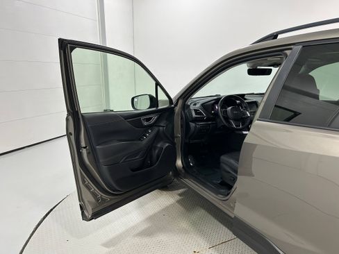Used 2020 Subaru Forester Premium w/ Popular Package #1 AWD/4WD image 23