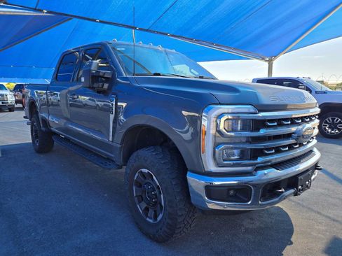 Used 2023 Ford F350 Lariat w/ Lariat Ultimate Package AWD/4WD image 2
