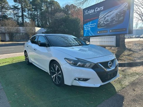 Used 2017 Nissan Maxima 3.5 S image 1