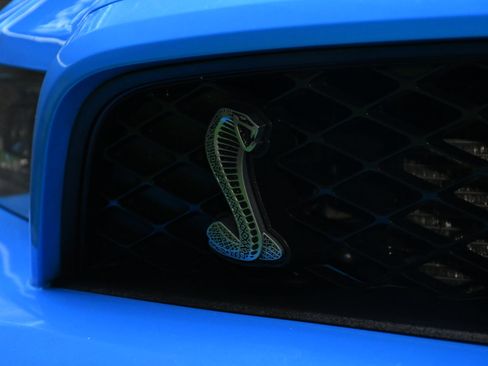 Used 2011 Ford Mustang Shelby GT500 w/ SVT Performance Pkg image 7