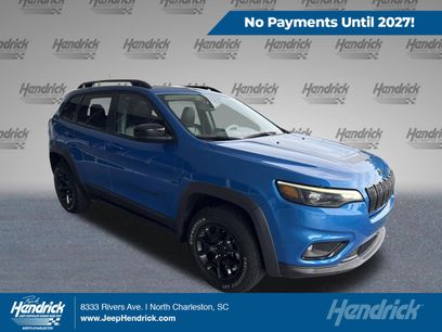 Used 2022 Jeep Cherokee Latitude w/ Sun & Sound Group